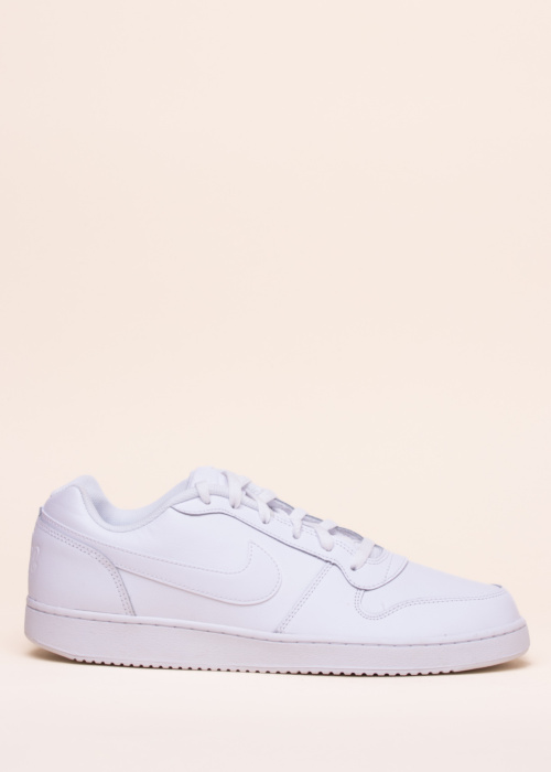 Nike kedas Ebernon Low