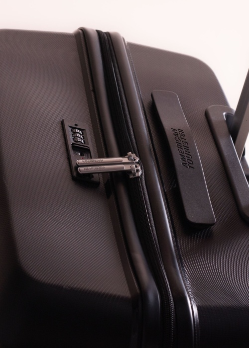 Чемодан размер M Air Move American Tourister