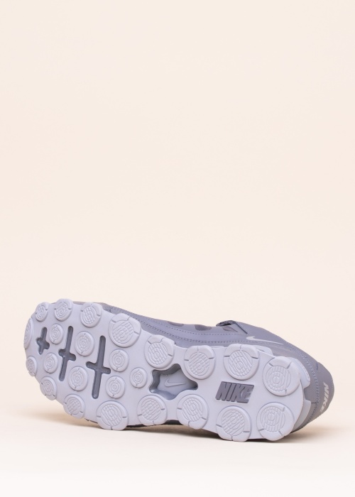 Спортивная обувь  Reax Nike