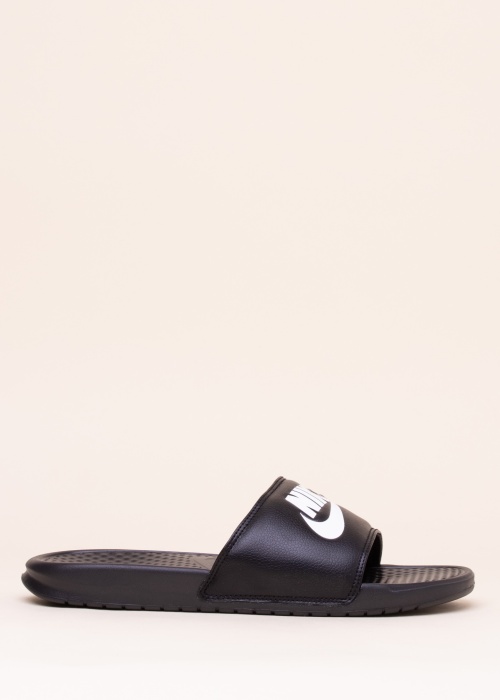 Nike iešļūcenes Benassi