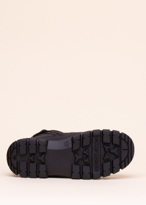 Tommy Hilfiger puszābaki Michigan