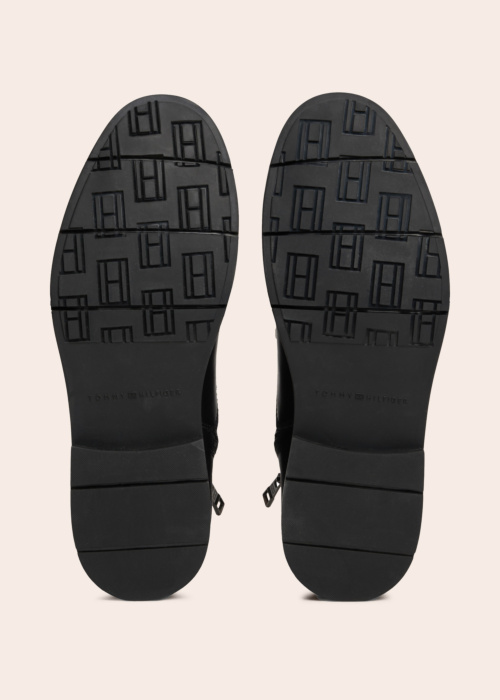 Tommy Hilfiger puszābaki