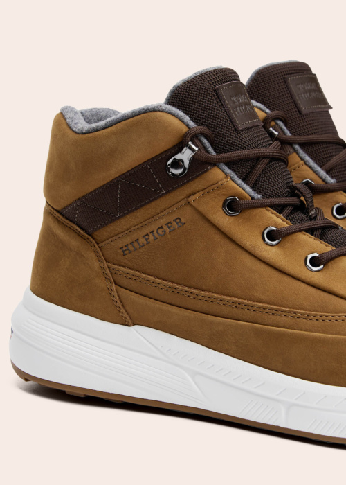 Tommy Hilfiger puszābaki