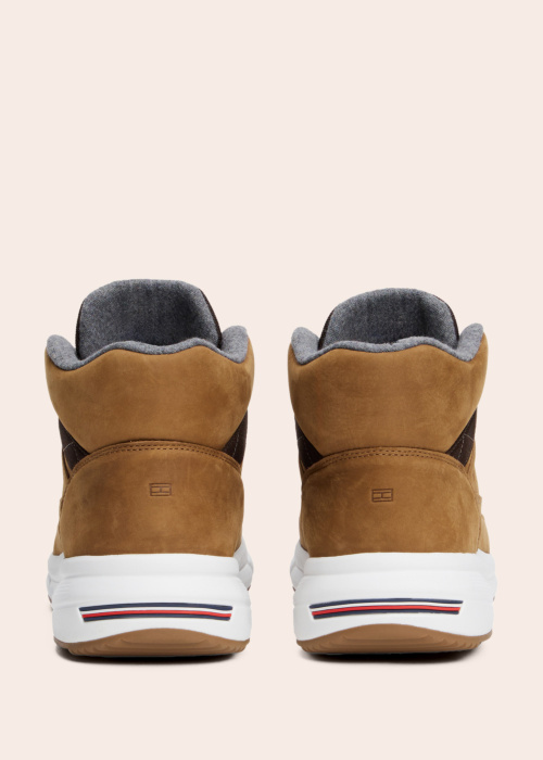 Tommy Hilfiger puszābaki