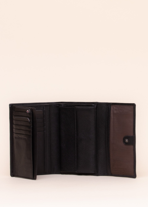 Bugatti naudas maks Bella dāvanu kastītē