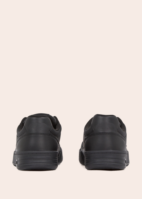 Tommy Hilfiger kedas