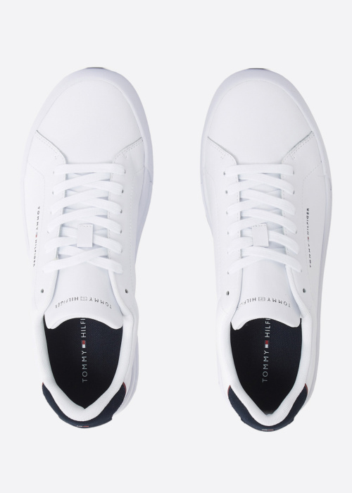 Tommy Hilfiger kedas
