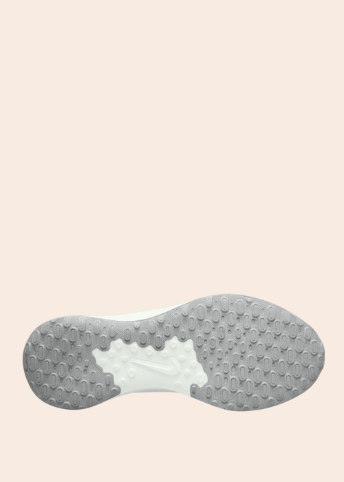 Беговые кроссовки Revolution 7 Nike