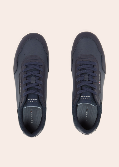 Tommy Hilfiger kedas