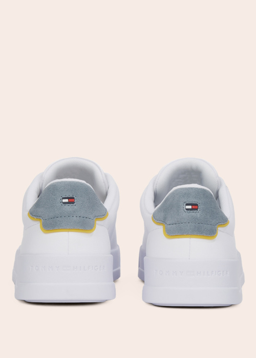 Tommy Hilfiger kedas