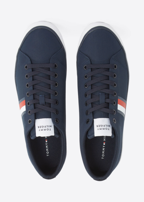 Tommy Hilfiger kedas