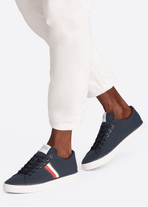 Tommy Hilfiger kedas