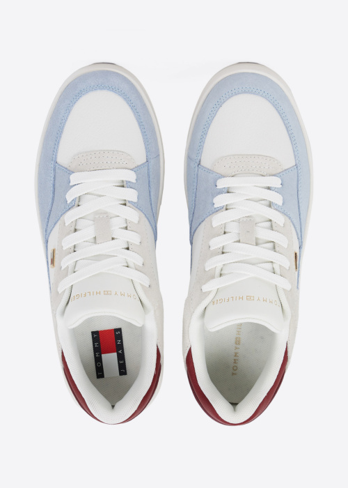 Tommy Hilfiger kedas