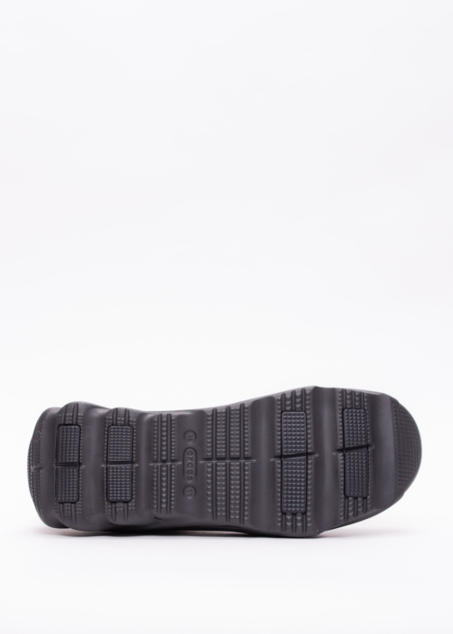 Crocs brīvā laika apavi Echo Surge