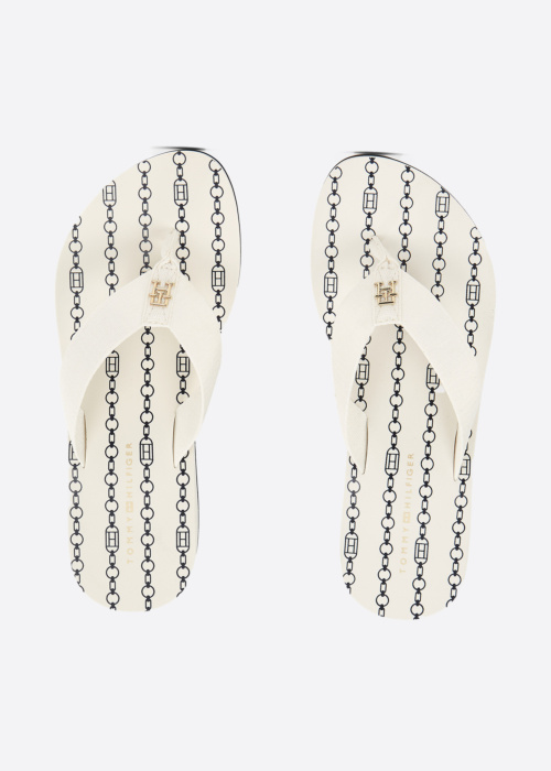 Tommy Hilfiger iešļūcenes