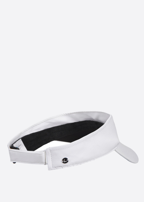 Luhta cepure ar nagu Naumola