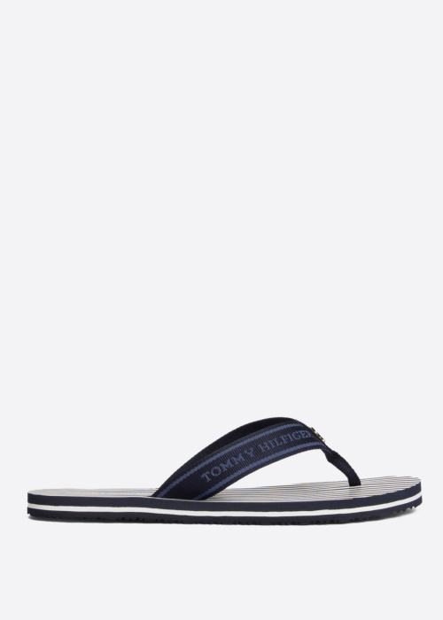 Tommy Hilfiger iešļūcenes