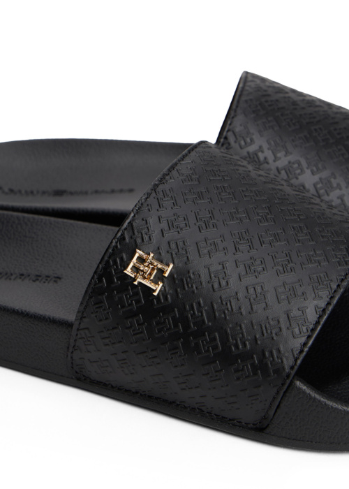 Tommy Hilfiger baseina iešļūcenes