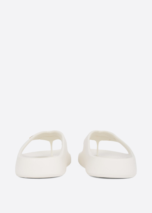 Tommy Hilfiger iešļūcenes