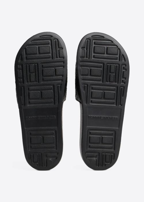 Tommy Hilfiger baseina iešļūcenes