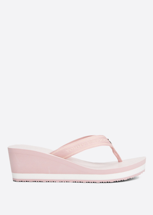 Tommy Hilfiger iešļūcenes