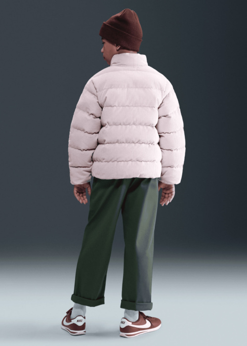 Nike Ziemas virsjaka