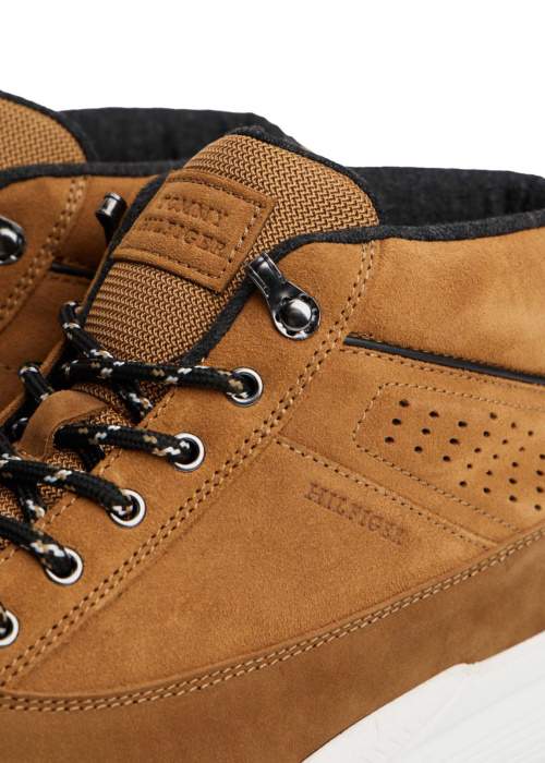 Tommy Hilfiger puszābaki