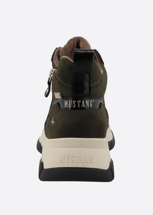 Mustang puszābaki Raissa