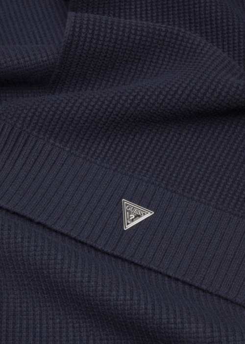 Комплект зимней шапки и шарфа в подарочной коробке Guess