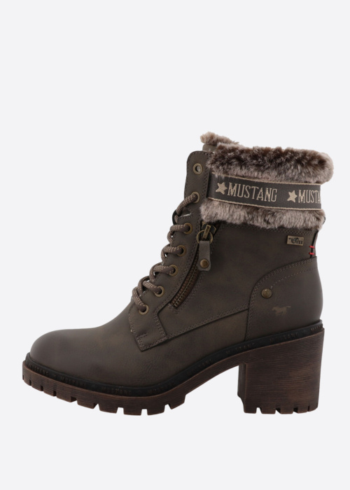 Mustang puszābaki Leila