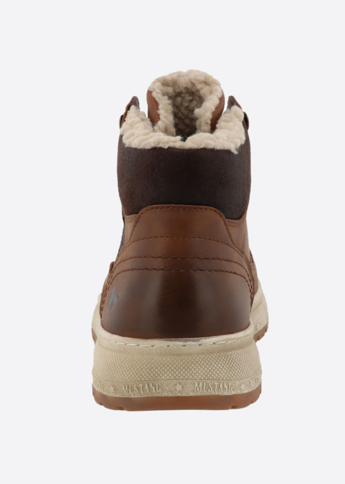 Mustang puszābaki Puno