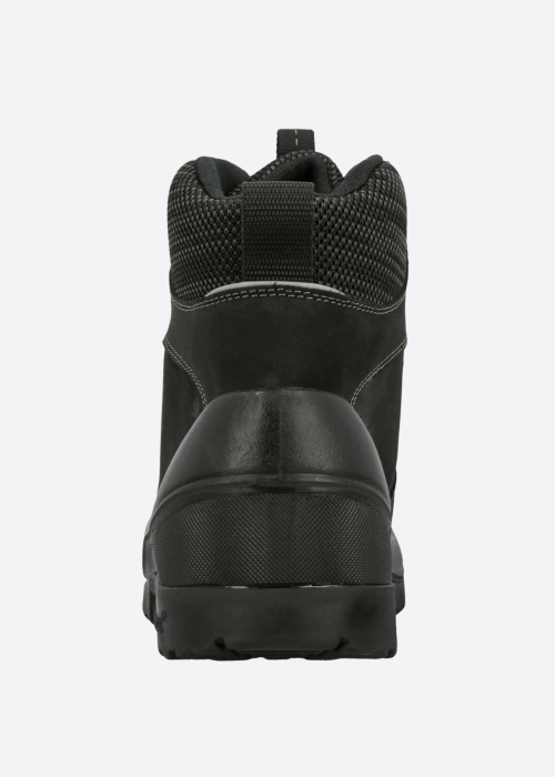 Kuoma ziemas zābaki Maasto