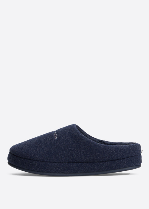 Tommy Hilfiger čības