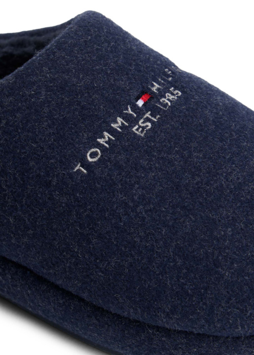 Tommy Hilfiger čības