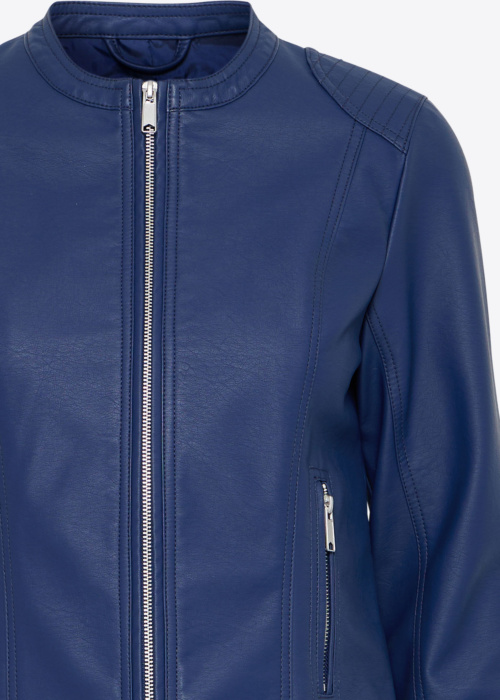 b.young Īsā jaka Acom