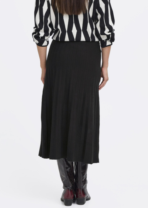 b.young svārki Marlin