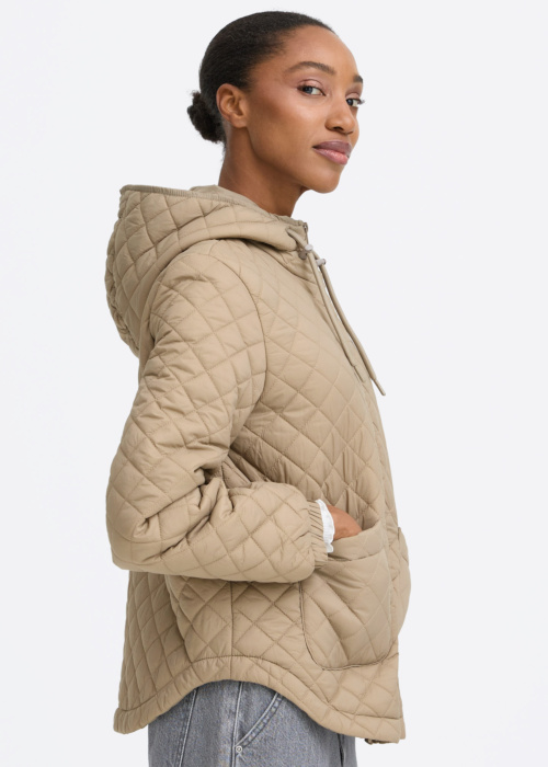 b.young pavasara-rudens virsjaka Berta