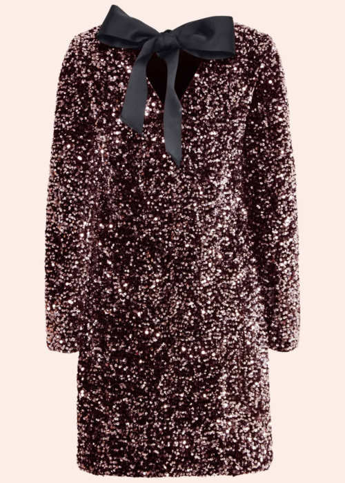 b.young kleita Paillet