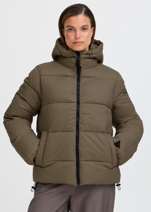 b.young Ziemas virsjaka Bominax