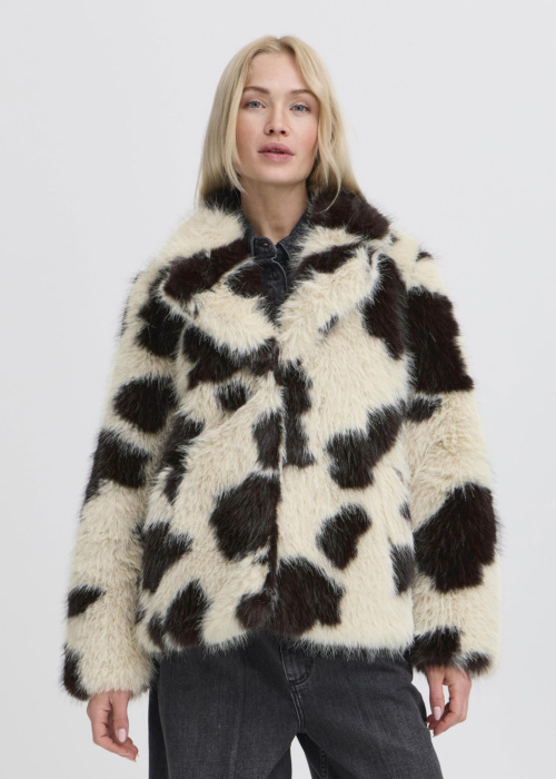 b.young kažoks Bemio