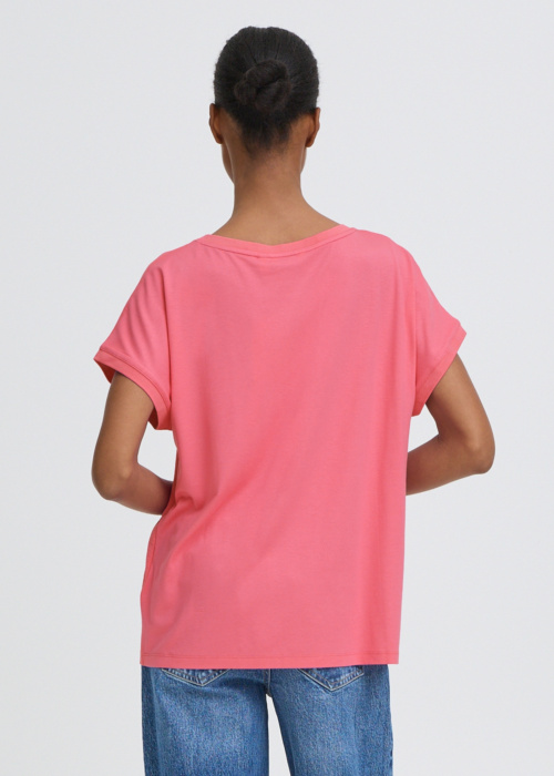 b.young blūze Panyax