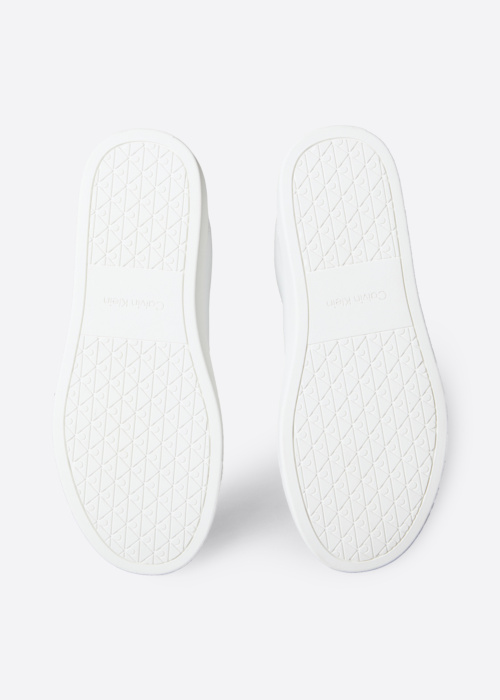 Calvin Klein kedas Classic