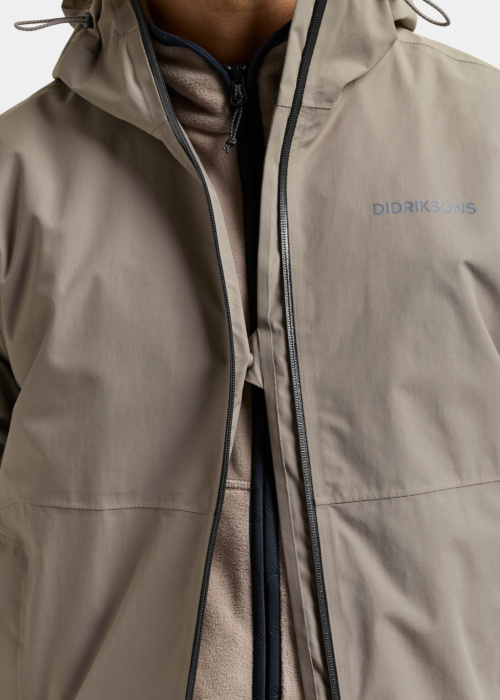 Didriksons pavasara-rudens virsjaka Dario