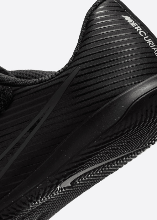 Nike futbola apavi Jr. Mercurial Vapor 15 Club