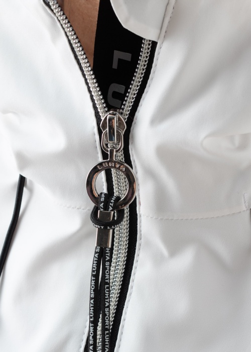 Весенне-осенняя парка Inkarila Luhta