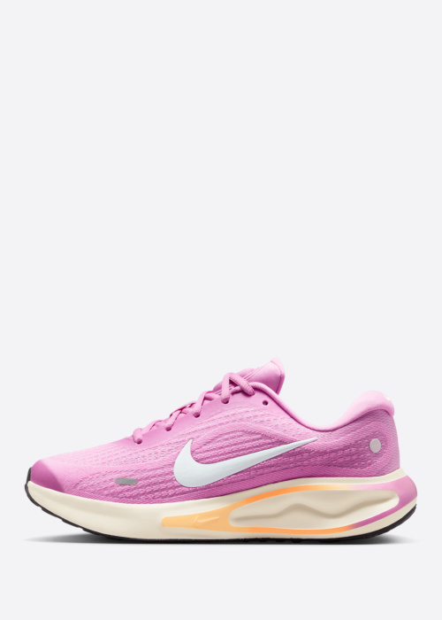 Беговые кроссовки Journey Run Nike