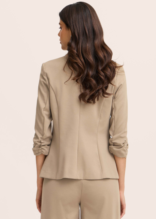 Fransa jaka Zablazer