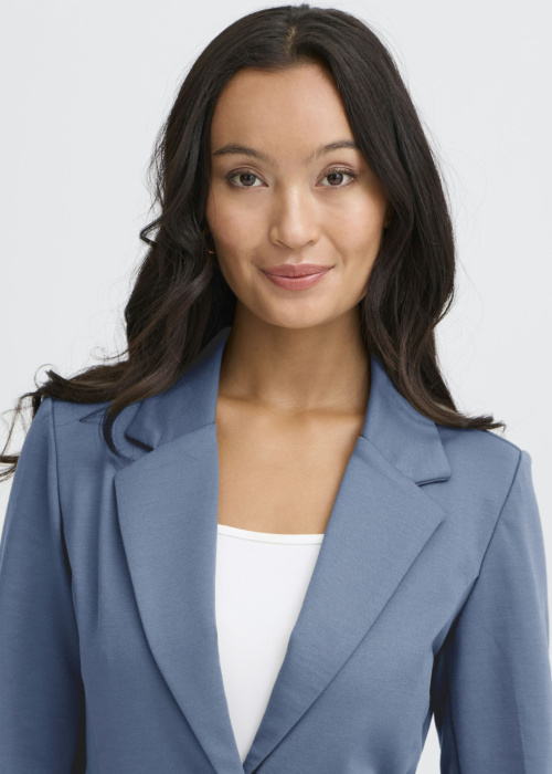 Fransa jaka Zablazer