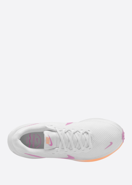Nike apavi skriešanai Revolution 8