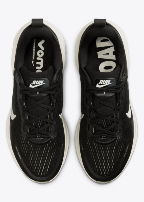 Беговые кроссовки Vomero 18 Nike